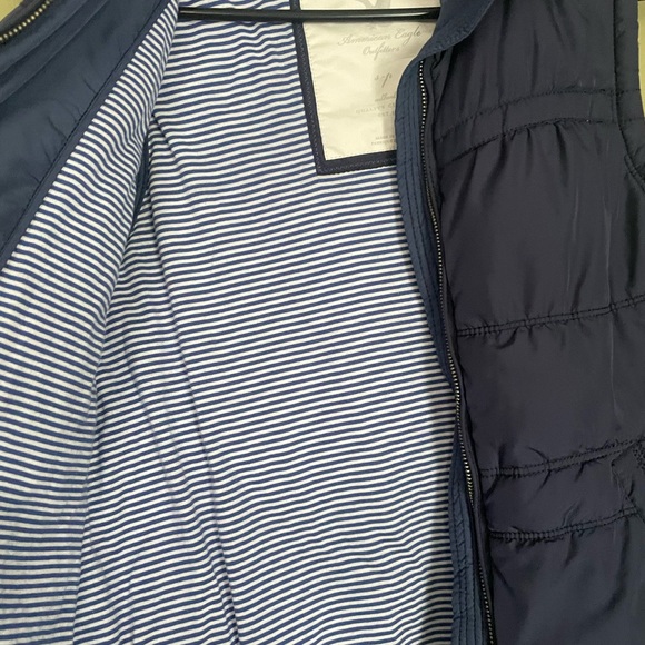Y2K American Eagle Outfitters Dark Blue Puffer Vest Sz S - Picture 8 of 8